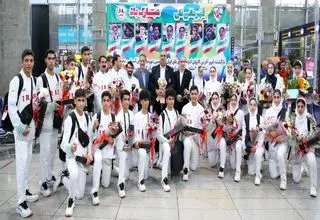 گروهی از ورزشکاران بازی‌های آسیایی جوانان به کشور بازگشتند