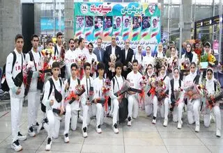 گروهی از ورزشکاران بازی‌های آسیایی جوانان به کشور بازگشتند