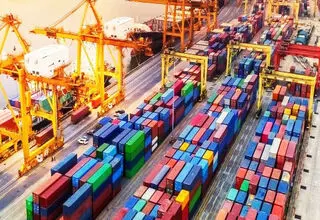 ترخیص حدود 2 میلیون تن کالای اساسی از گمرکات کشور