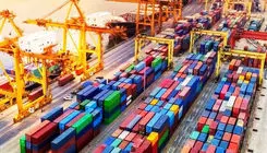 ترخیص حدود 2 میلیون تن کالای اساسی از گمرکات کشور