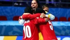 عاطفه رضایی: بازیکنان قدیمی مانند توسلی را باید حفظ کنیم