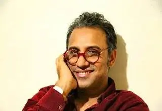 نمایش ذرات آشوب از فروردین روی صحنه می‌رود