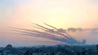 نخستین پیام آیت‌الله مجتبی خامنه‌ای، سومین رهبر جمهوری اسلامی ایران صادر شد/ سرلشکر صفوی: جنگ قبل از عید تمام می‌شود  + فیلم و عکس