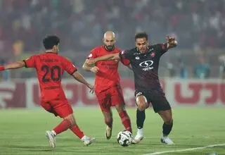 دیدار یک‌شانزدهم تراکتور و پرسپولیس در یک‌هشتم!