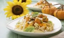طرز تهیه پاستا با طعم کدو حلوایی