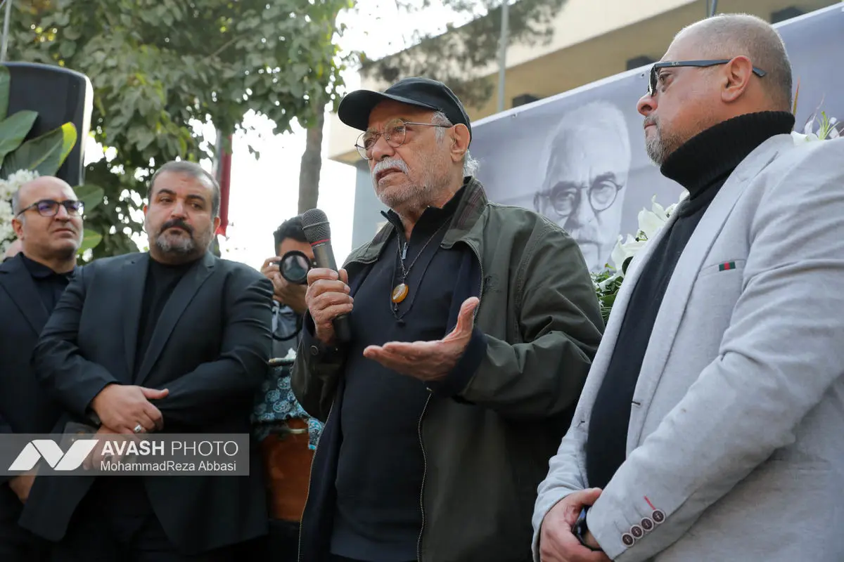 مراسم تشییع پیکر هادی مرزبان