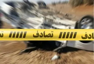 نجات یک دختربچه و 3 بزرگسال از خودروی در حال سوختن توسط ماموران پلیس راه + جزئیات حادثه