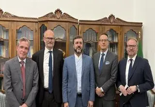 گزارش غریب‌آبادی از رایزنی‌های دیپلماتیکش در تهران 