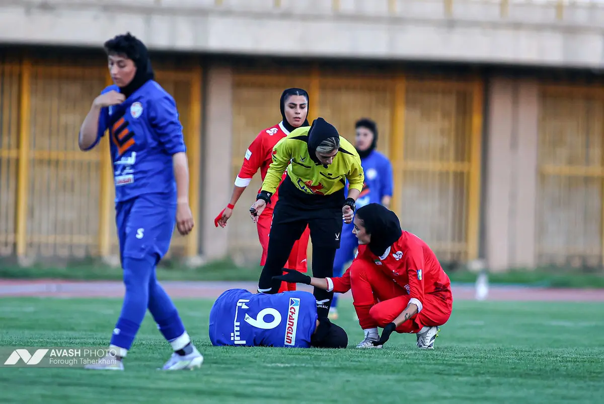 لیگ برتر فوتبال زنان- ایستا البرز و پرسپولیس