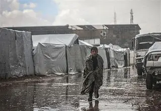 یک میلیون بی‌سرپناه در غزه و یخ زدن یک نوزاد دیگر