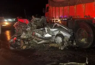 تصادف مرگبار کامیون بنز با پژو + جزئیات