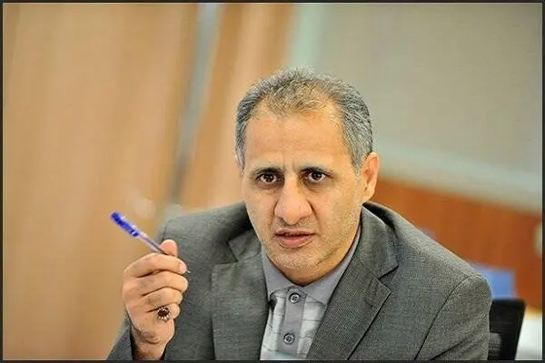 اختلاف نظر بانک مرکزی و گمرک کالاها را در بندر رجایی ماندگار کرد
