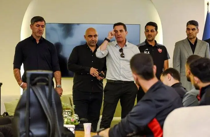 معارفه فرودگاهی اوسمار ویرا