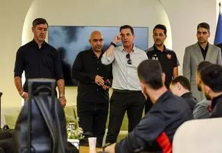 معارفه فرودگاهی اوسمار ویرا