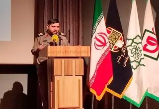 امیریان: دفاع مقدس حق حیات به کشور ما داد