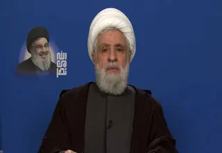 دیدار عراقچی با شیخ نعیم قاسم و تأکید بر حمایت از لبنان
