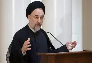 خاتمی: درست نیست صدای بلند در اختیار کسانی‌ باشد که تحریم را نعمت می‌دانند
