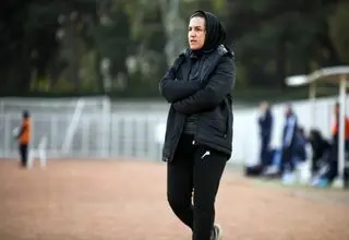 سرمربی گل‌گهر: باید برای مصاف با حریفان قدرتمند آماده شویم