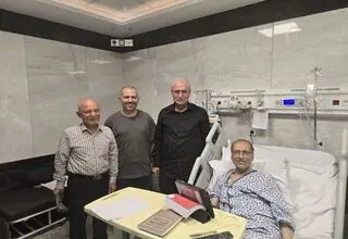 دستیار رئیس جمهور به عیادت خانیکی رفت