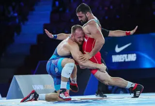 گلیج حریف کایل اسنایدر آمریکایی نشد