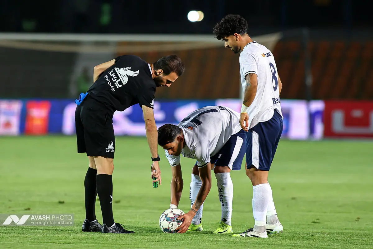 لیگ برتر فوتبال - پرسپولیس و ملوان