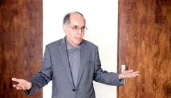 احتمال وقوع جنگ میان ایران و آمریکا 50-50 است/ اهرم‌های ایران در مذاکره با آمریکا از دست رفته است  