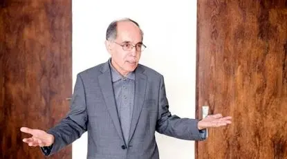 احتمال وقوع جنگ میان ایران و آمریکا 50-50 است/ اهرم‌های ایران در مذاکره با آمریکا از دست رفته است  