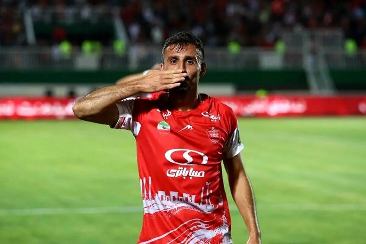هافبک تکنیکی پرسپولیس در اندیشه ترک فوتبال ایران!