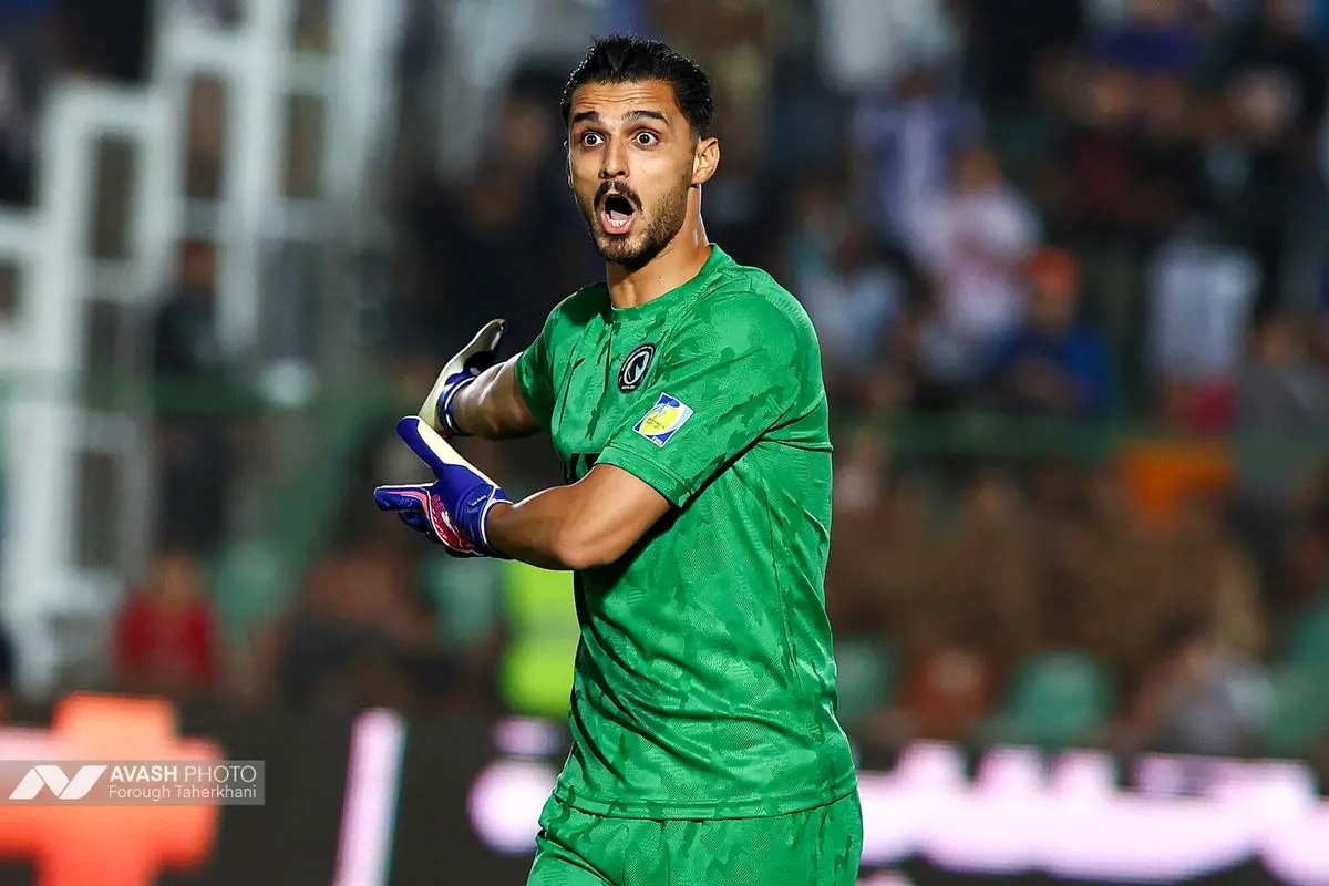 لیگ برتر فوتبال - استقلال و پیکان