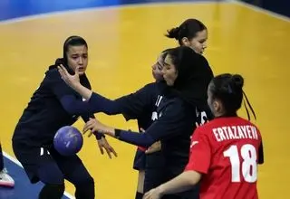 درخشش دختران هندبال ایران برابر تایلند