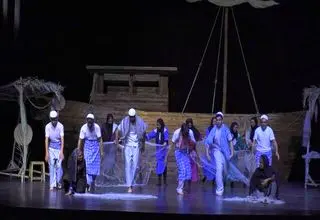 تئاتر «ساحل» روایت عشق و مقاومت در خلیج‌فارس