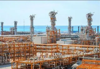 ثبت رکورد برداشت ۷۲۷ میلیون متر مکعب گاز از میدان مشترک پارس جنوبی