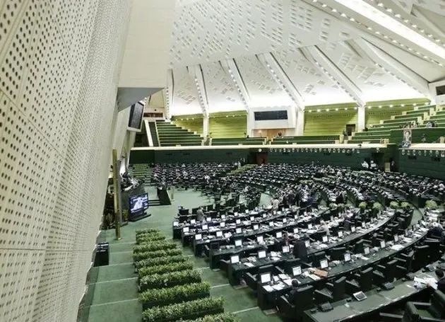 جلسه فراکسیون ورزش مجلس با مدیران باشگاه استقلال