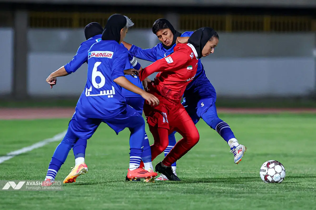 لیگ برتر فوتبال زنان- ایستا البرز و پرسپولیس