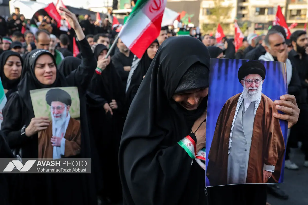 مراسم تشییع پیکر مطهر رهبر شهید انقلاب در تهران - ۲