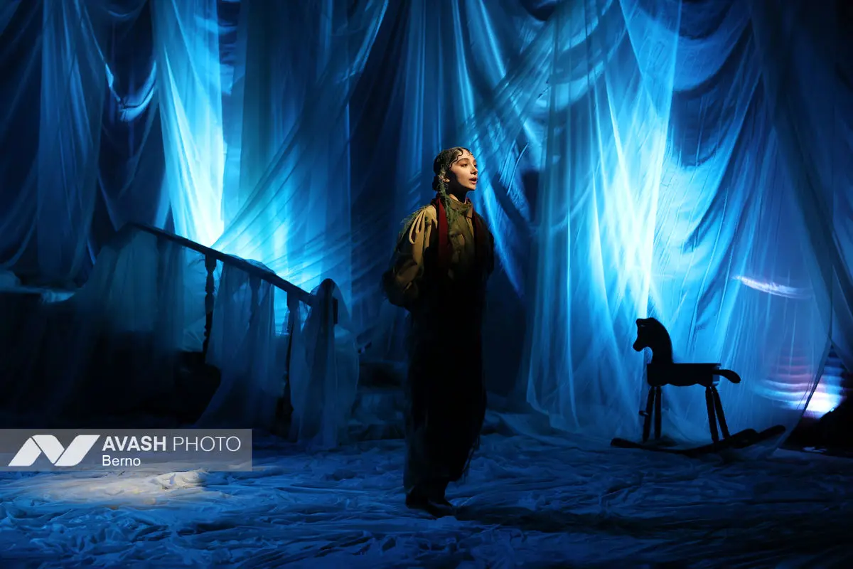 نمایش شاخ بی‌سر