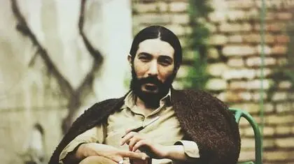 ردی از نور در حاشیه کلمه