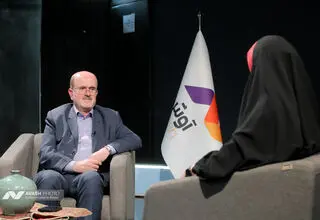 اظهارات لاهوتی درباره جلسه استیضاح همتی، پروژه مسکن مهر احمدی‌نژاد و وفاق در دولت پزشکیان