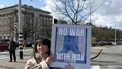 برگزاری تظاهرات ضدجنگ در لاهه + عکس 