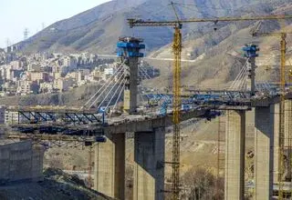 باز شدن گره ترافیک کرج با افتتاح پل بیلقان؛ به زودی