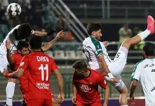 اعتراض تصویری ذوب‌آهن به تصمیم داور در بازی با تراکتور