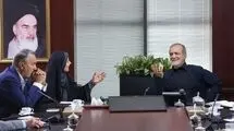 پزشکیان: ما انتخابی نداریم جز اینکه توسعه را به جنوب و سواحل منتقل کنیم