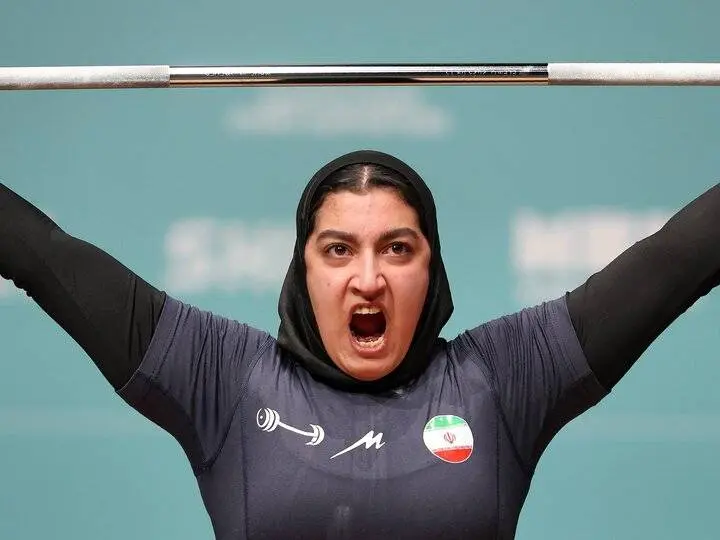 زهرا حسینی در حرکت یک‌ضرب مدال برنز گرفت