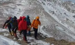 تبدیل فتح دماوند به نمایش/ بام ایران، قربانی عکس و لایک و در خطر تخریب
