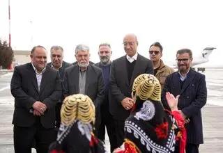 وزیر فرهنگ به کرمانشاه رفت