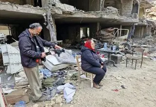 پوستر مستند «خاک‌های زخمی» رونمایی شد