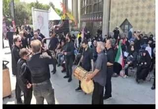 گردهمایی درتئاترشهر برای مراسم تشییع رهبر شهید