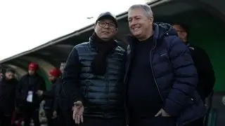 سرمربی جدید تراکتور امروز راهی قطر می‌شود