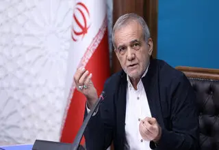افتتاح قطعه هفتم آزادراه شیراز ـ اصفهان از سوی رئیس‌جمهور