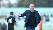 حسینی‌نسب: بازیکنان ما تاکتیک‌پذیر نیستند